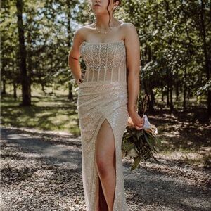 Elegant champagne Strapless Sequin Dress